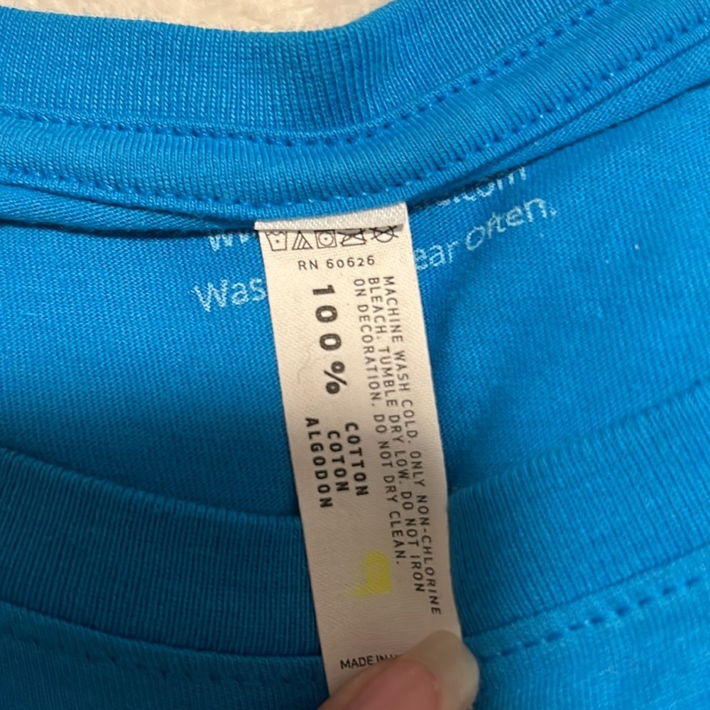 Graphic Tee - Picture 4 of 4